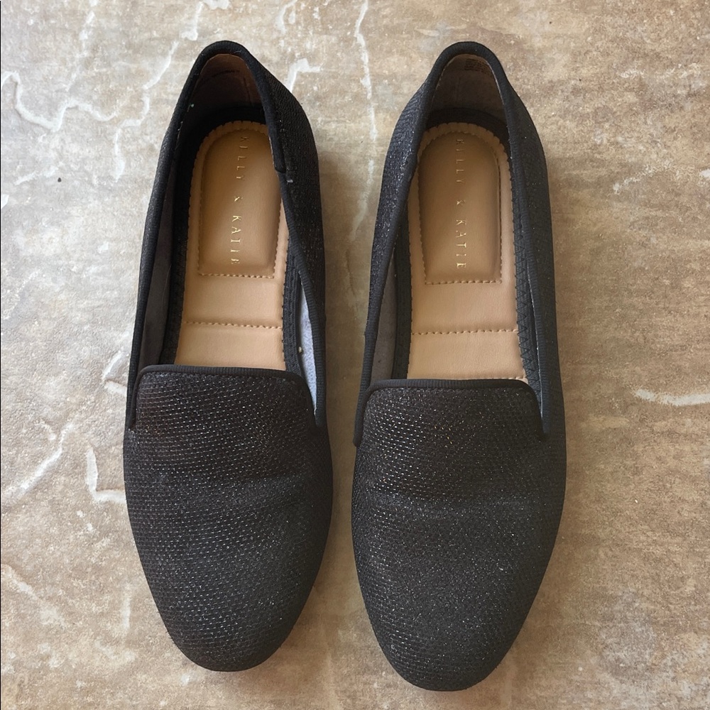 Kelly & Katie Textured Black Loafers